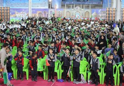استقبال هزاران دانش‌آموز سمنانی از کنگره شهدا - تسنیم