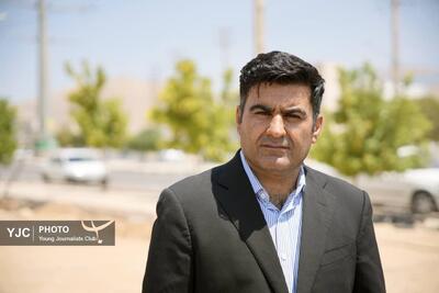 دولت نسبت به ساخت مترو در شهر صدرا وارد عمل شود