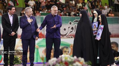 جشن ملی قهرمانی کشتی