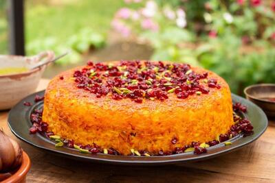 طرز تهیه ته‌چین مرغ و بادمجان مجلسی