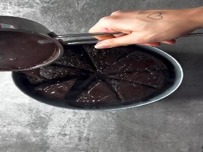 طرز تهیه کیک خیس شکلاتی