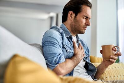 سرفه و خلط مزمن نشانه چیست؟