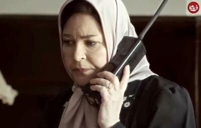 تاریخ وبگردی | «اکرم محمدی و فریماه فرجامی» در نمایی از فیلم مادر؛ سال 68
