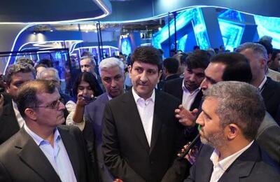 فعال‌سازی رسمی نخستین eSIM همراه اول؛ بیش از نیم میلیون نفر در صف استفاده