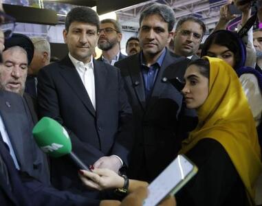 اولین پروفایل رسمی eSIM ایران در غرفه ایرانسل فعال شد