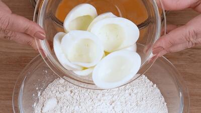 دستور پخت تخم مرغ سوخاری: طرز تهیه صبحانه خوشمزه و مدرن با تخم مرغ آبپز