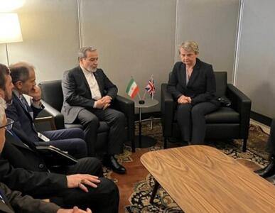 عراقچی: انتقاد شدید از عملکرد سه کشور اروپایی در رابطه با موضوع هسته‌ای ایران/ عواقب غیر قابل پیش‌بینی رویکرد مخرب اروپا و آمریکا علیه تهران، بر عهده بانیان [فعال‌سازی] اسنپ‌بک خواهد بود/ تصمیم سه کشور اروپایی برای فعال‌ کردن مکانیسم ماشه، به منزله مشارکت آن‌ها در مسیر قلدری و قانون‌شکنی است/ یادآوری پیشنهادات ایران برای باز نگه داشتن مسیر دیپلماسی و جلوگیری از تنش