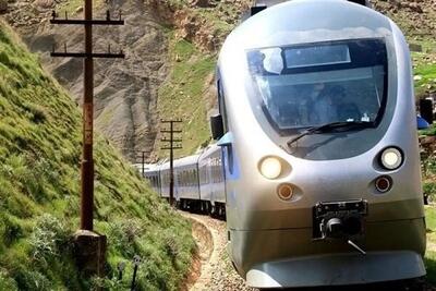 حادثه ریلی صبح امروز مشهد موجب تاخیر در حرکت قطارهای این شهر شد