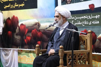 حجت الاسلام قمی:مردمی بودن رمز موفقیت در دفاع مقدس بود