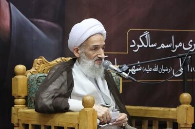 انسان‌های بیچاره به فکر سازش با آمریکا هستند
