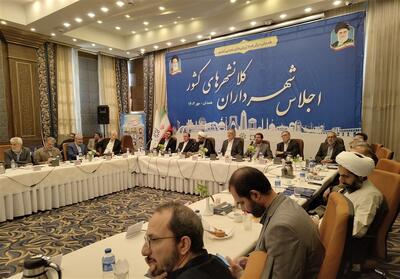 شهردار همدان: زاکانی در جنگ 12 روزه مانع بهره‌برداری دشمن از برخی مسائل شد - تسنیم