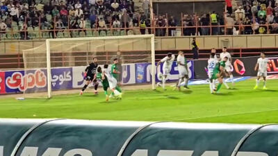 ادعای شمس آذر؛ پنالتی ما مقابل هر دو استقلال نادیده گرفته شد