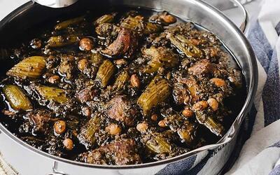 طرز تهیه خورش کرفس با مرغ