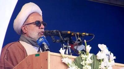 امام جمعه کرمانشاه: فعال شدن مکانیسم ماشه تاثیری بر اقتصاد کشور ندارد