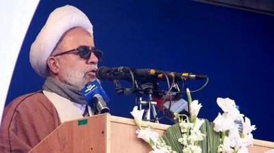 امام‌جمعه کرمانشاه: فعال شدن مکانیسم ماشه تاثیری بر اقتصاد کشور ندارد