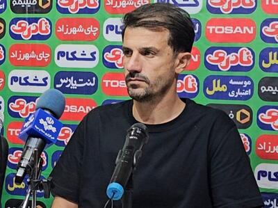 حدادی‌فر: بازیکنان هنوز نمی‌دانند پیراهن چه تیم بزرگی را بر تن کرده‌اند/ یک پروسه سه‌ساله در پیش داریم