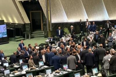 نایب رئیس مجلس: مجلس یکشنبه نامه نمایندگان درباره ساخت سلاح هسته‌ای را بررسی می‌کند