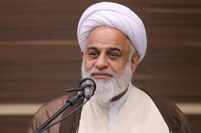 امام جمعه آبیک: اقتدار ایران در برابر تهدید پابرجا است