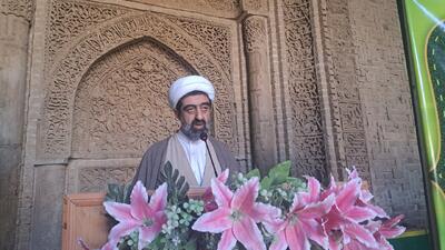 امام‌جمعه موقت اردستان: دفاع مقدس یک تأثیرگذاری جهانی داشت