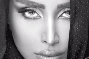 خبر جدید؛ چهره جنجالی خانم مانکن معروف در هیئت عزاداری (عکس)