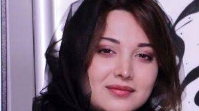روشنک گرامی: تهییه کننده برام گل می فرستاد .. با همه دخترا این شکلی بود ... رضا عطاران رفته بود دعوا به خاطر .... اما ... دور این دخترارو خط بکش...