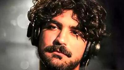 فیلم آواز باشکوه و  کنسرت داغ عرفان طهماسبی / عشق را لمس کنید ....