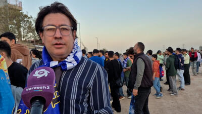 هوادار استقلال از آزمون خبرنگار سربلند بیرون آمد!