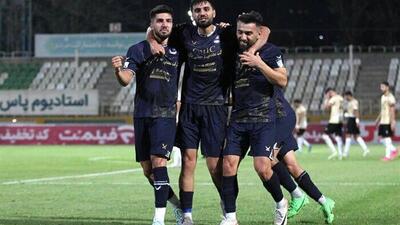 لیگ برتر فوتبال؛ صدرنشینی چادرملو اردکان در صورت برتری بر پیکان