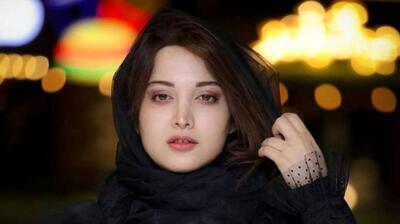تیپ پاییزیِ روشنک گرامی به رنگ نسکافه‌ای