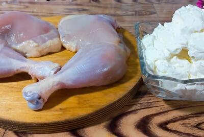 دستور تهیه خورشت ماست مجلسی با مرغ / طعمی خاص تر و خوشمزه تر از نسخه اصلی