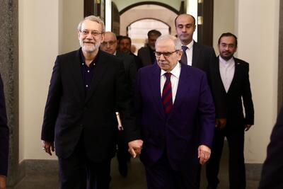 تصویری از علی لاریجانی در لبنان که پربازدید شد