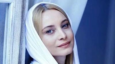 عمه خانم سریال فاصله‌ها با استایل جوان‌پسندش همه را شوکه کرد!