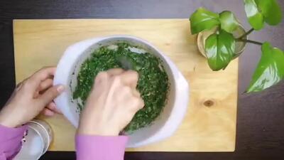 راز تهیه یک کوکو سبزی خانگی خوشمزه با سبزی تازه