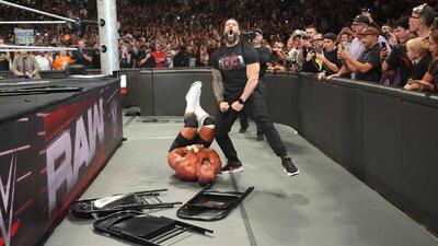 بازگشت رئیس قبیله؛ رومن رینز پس از فیلمبرداری در راه WWE - پارس فوتبال