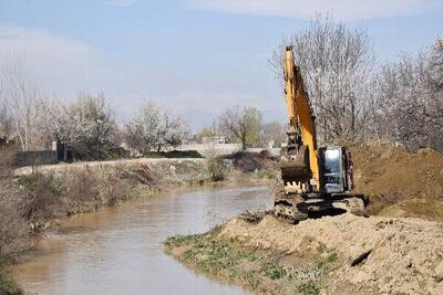 لایروبی ۱۲ کیلومتر از رودخانه چالوس آغاز شد