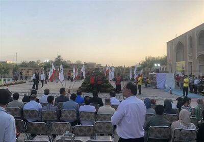 مسابقات علمی و عملیاتی آتش‌نشانان یزد برگزار شد - تسنیم