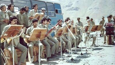 روایتی از اعزام خوانندگان به مناطق جنگی؛ نام هنرمندانی که ثبت نشد