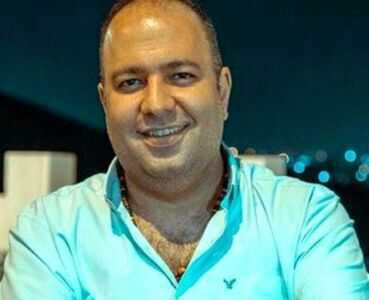 ژست صمیمی زن و شوهر معروف در کنار اسطوره فوتبال ایتالیا جنجال آفرید