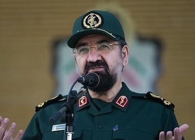 محسن رضایی: در جنگ ۱۲ روزه ما فقط ۳۰ درصد توانمندی‌مان را استفاده کردیم، چون خودمان را برای جنگ دو ماهه آماده کرده بودیم / بسیاری از موشک‌هایمان، از جمله موشک‌های تازه رونمایی نشده، به کار گرفته نشد / مطمئن باشید اگر جنگ دو ماه طول می‌کشید، امروز خبری از اسرائیل نبود