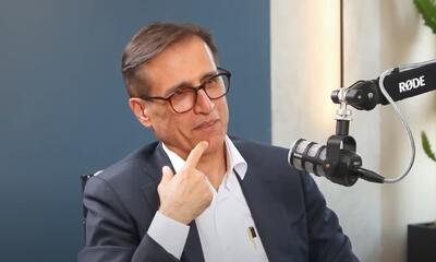 ویدیو / عیسی منصوری، رئیس مرکز پژوهش‌های اتاق بازرگانی ایران: سهم بخش خصوصی از اقتصاد ایران، ۱۰ تا ۱۵ درصد است، اما سهم بخش دولتی حدود ۲۵ درصد است؛ سهم نهاد‌های عمومی غیردولتی تا ۳۵ درصد است / منظور از نهاد‌های عمومی غیر دولتی شبیه شستا و نهاد‌های انقلابی تحت کنترل حاکمیت است