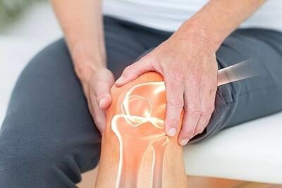 علت‌های رایج صدا دادن مفاصل هنگام حرکت / چه زمانی نگران شویم؟