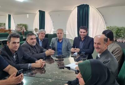 فعله‌گری:توسعه زیرساخت‌های گردشگری قروه اولویت برنامه‌های مسئولان باشد