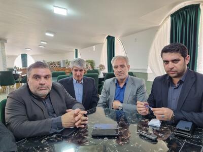طالب‌نیا: آموزش در حوزه صنایع دستی کردستان تقویت می‌شود