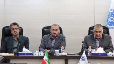 ‎اکنون که دشمنان در پی سخت‌تر کردن شرایط هستند، ‎دولت مهار بخش خصوصی متعهد را متوقف نماید | چهار مطالبه جدی از ارکان نظام حکمرانی