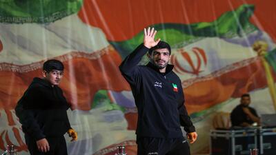 پرداخت پاداش کشتی‌گیران با حضور معاون ریاست جمهوری و وزیر ورزش - پارس فوتبال