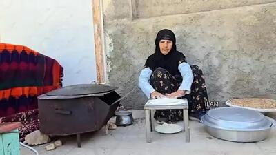 غذای روستایی ایرانی؛ پخت خورشت بوقلمون و نان ساجی + فیلم
