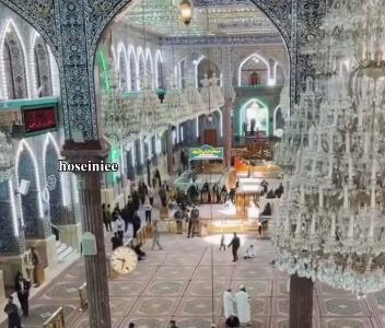 تعویض فرش های حرم امام حسین(ع)