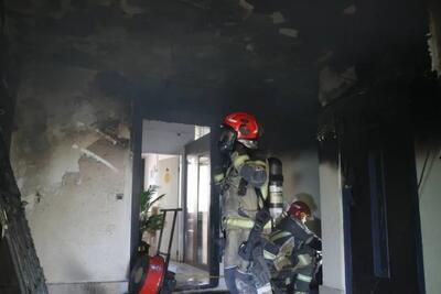 آتش‌سوزی در ساختمان ۱۲ طبقه ستارخان؛ ۳ نفر مصدوم و ۱۵ نفر نجات یافتند