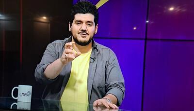 مجری تلویزیون به هوادار استقلال: خیارشور خودتی!