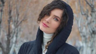 تاریخ وبگردی | چهره جذاب ساناز سعیدی سال ۱۴۰۴